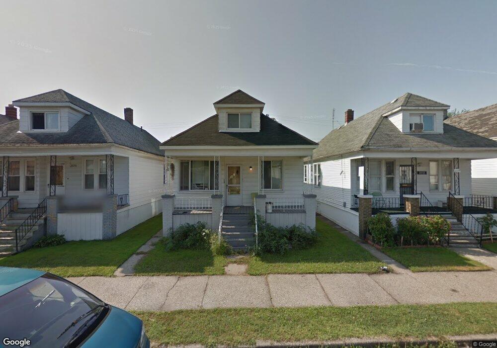 3908 Garvin St, HamtraMcK, MI 48212 - photo 1