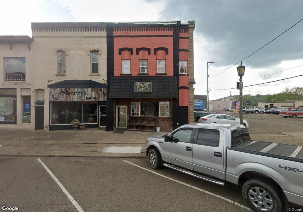 229 Main St, Coshocton, OH 43812 - photo 1