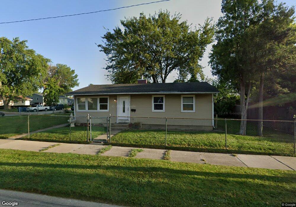 2010 W Pacific Ave, Waukegan, IL 60085 - photo 1