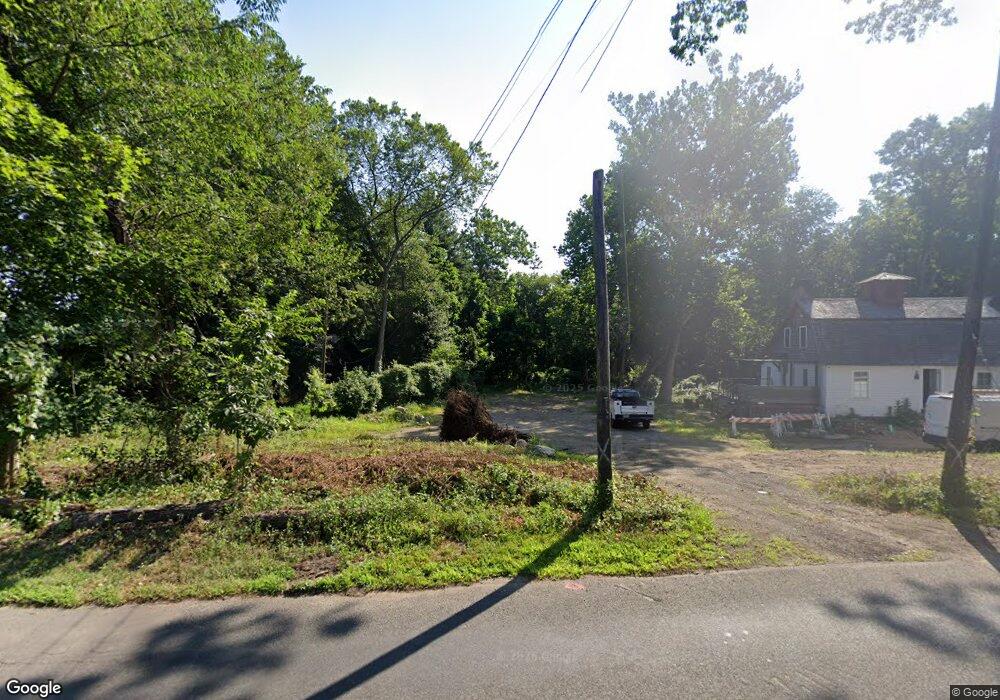 816 Sturges Rd, Fairfield, CT 06824 - photo 1