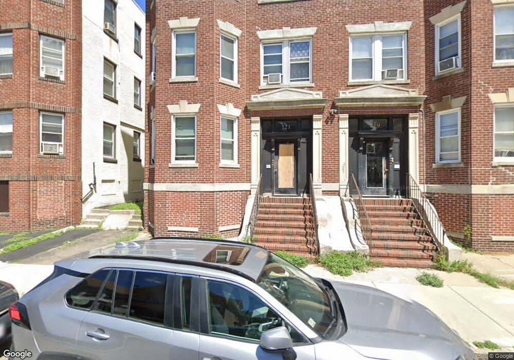 121 Harrishof St unit 2, Dorchester, MA 02121 - photo 1