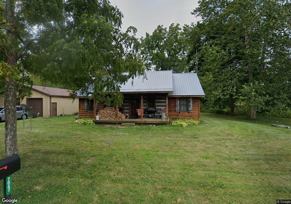7047 Grandview Rd, Columbus, IN 47201 - photo 1