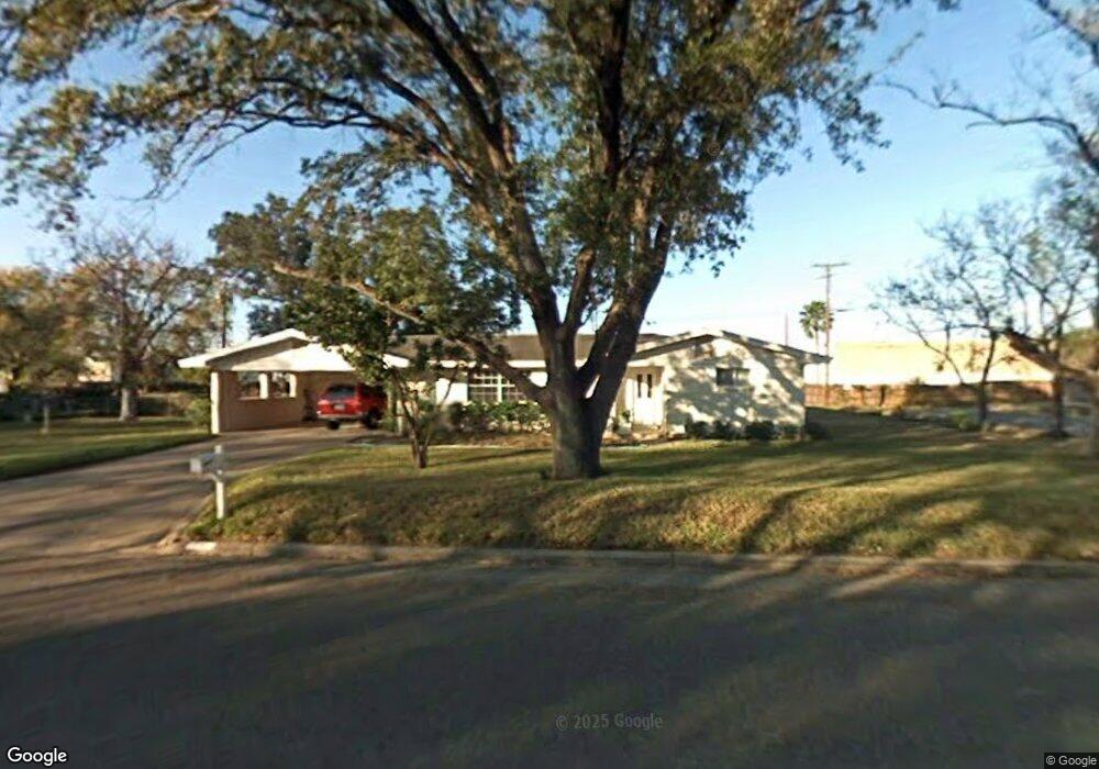 1100 Valley View Dr, Weslaco, TX 78596 - photo 1