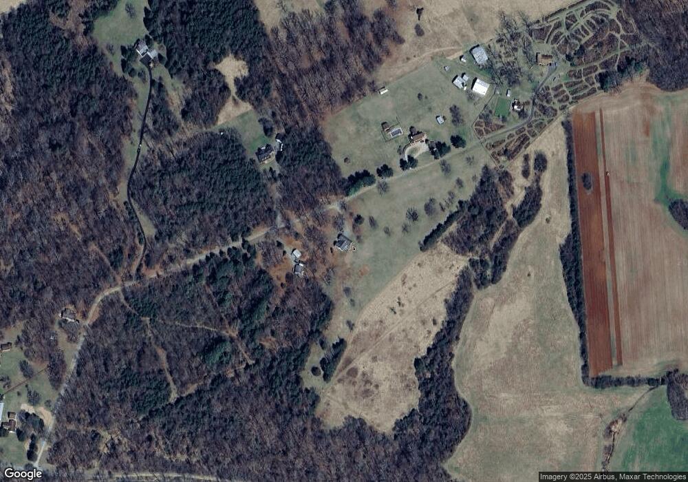 26069 Fincher Dr, Rapidan, VA 22733 - photo 1