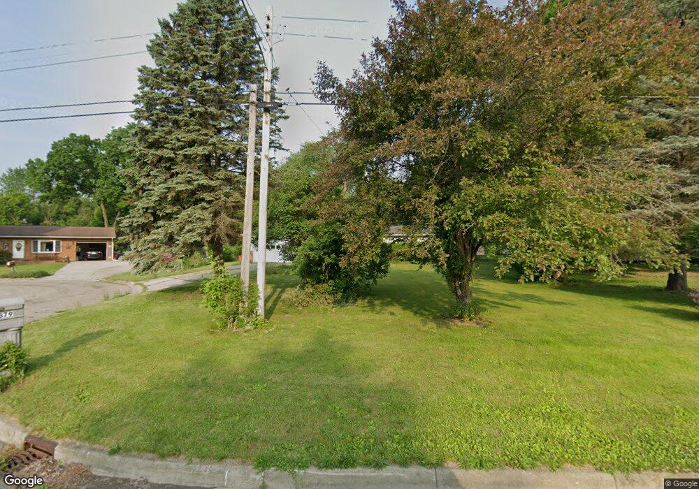 4379 N Hillcrest Cir, Flint, MI 48506 - photo 1