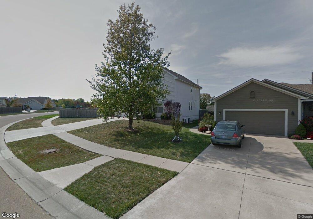 3601 SW Glendale Dr, Topeka, KS 66614 - photo 1