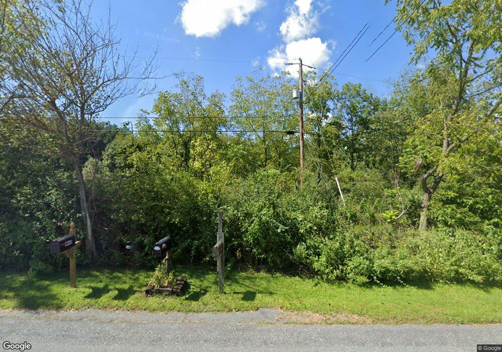 4879 Irvin Rd, Slatington, PA 18080 - photo 1