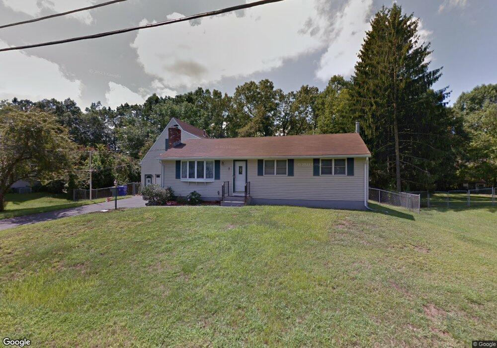 7 Bess Rd, Enfield, CT 06082 - photo 1