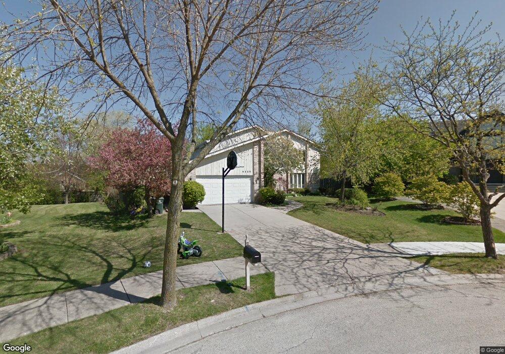 4320 Hammersmith Ln, Glenview, IL 60026 - photo 1