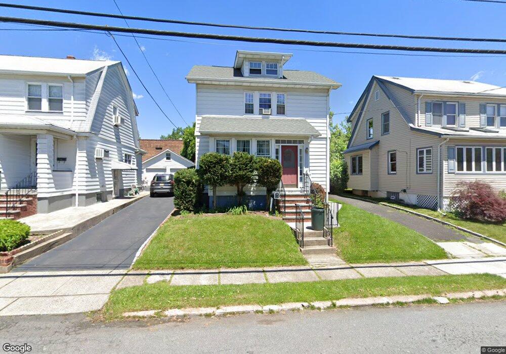 202 Hilton Ave, Maplewood, NJ 07040 - photo 1