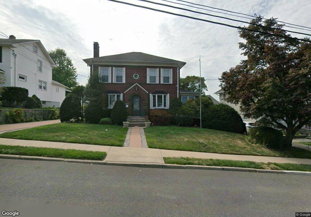252 Raymond St, Hasbrouck Heights, NJ 07604 - photo 1