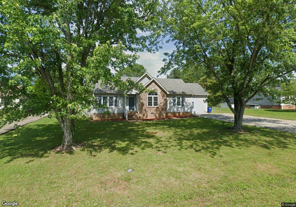 300 Russell St, Shelbyville, TN 37160 - photo 1