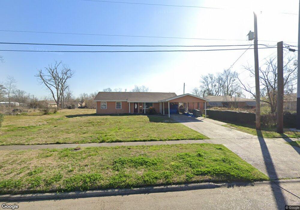 708 N Goos Blvd, Lake Charles, LA 70601 - photo 1