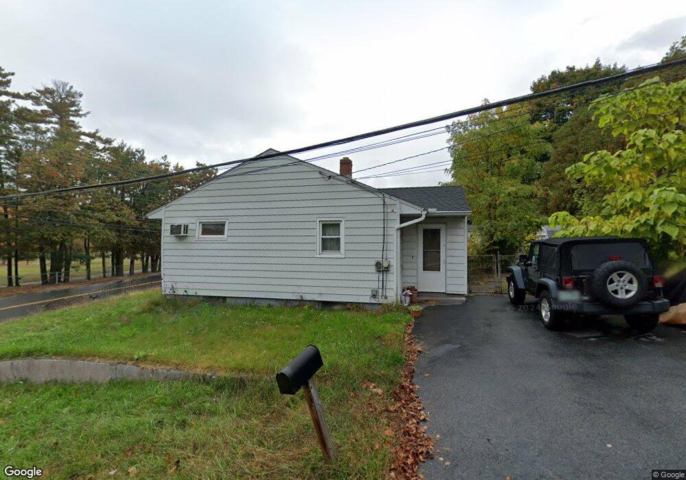 695 Calef Rd, Manchester, NH 03103 - photo 1