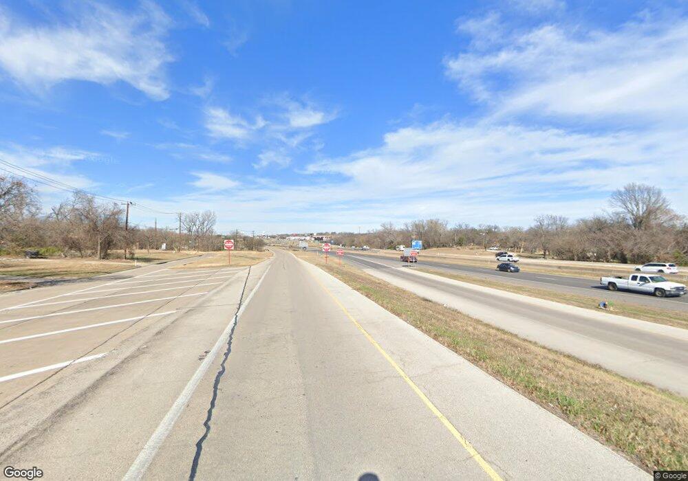 516 Southeast Pkwy, Azle, TX 76020 - photo 1