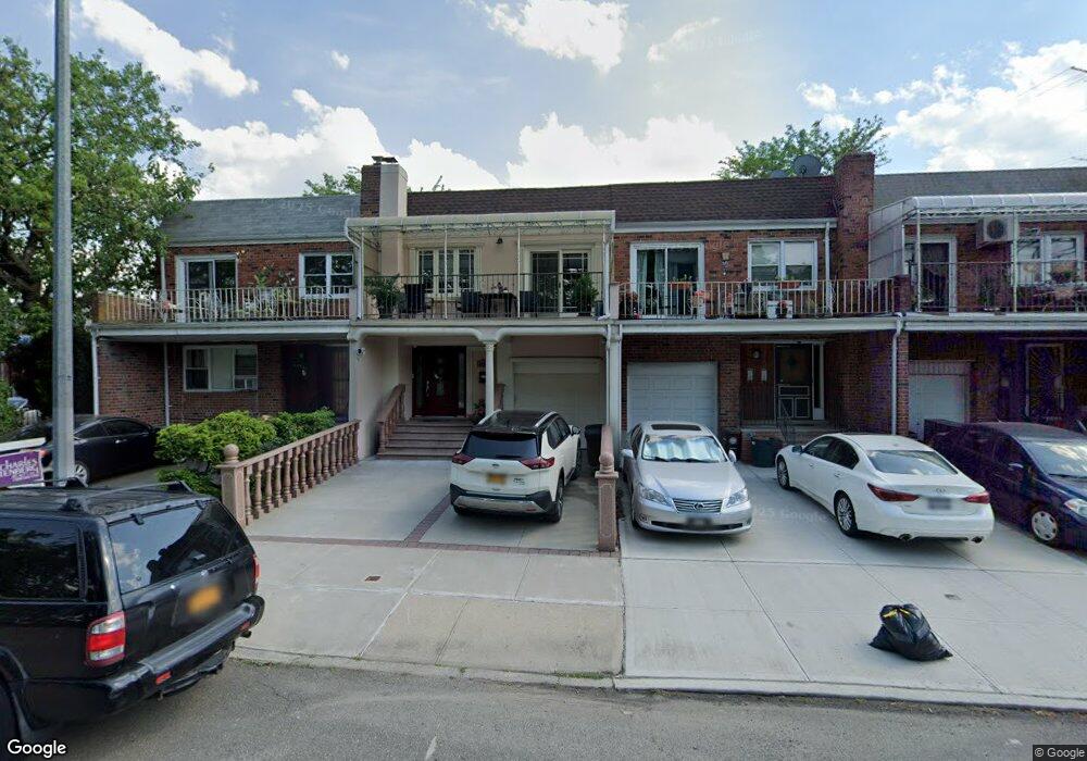 14924 Cross Island Pkwy, Whitestone, NY 11357 - photo 1