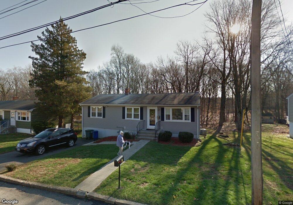 104 Sequoia Rd, Bridgeport, CT 06606 - photo 1