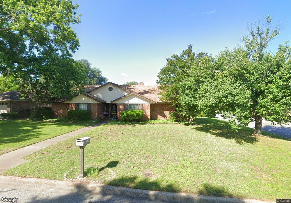 1113 Lena St, Cleburne, TX 76033 - photo 1