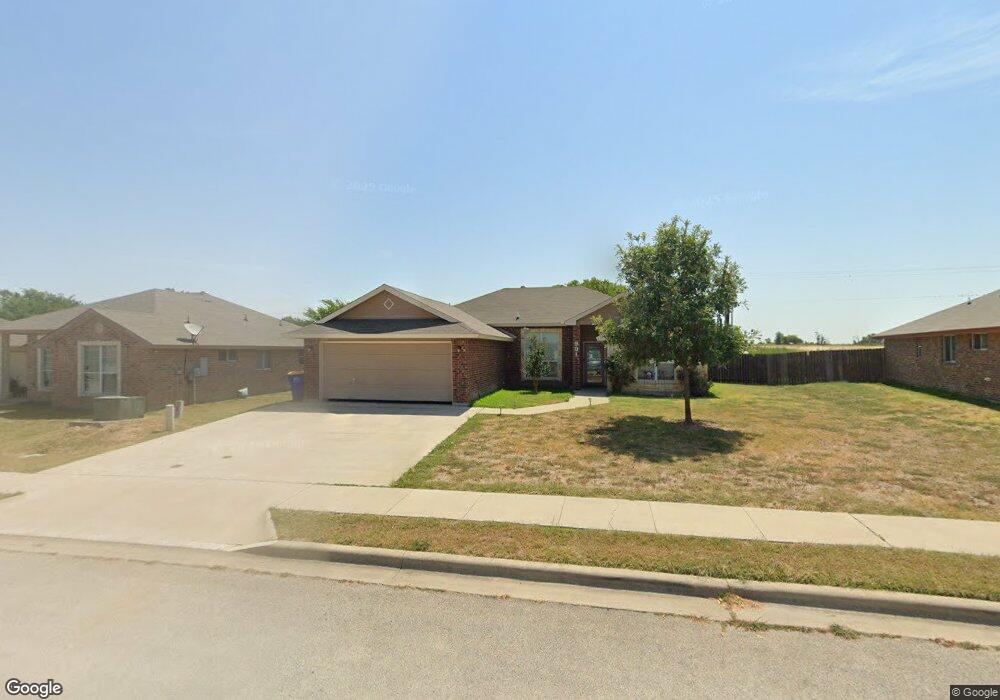 811 Macy Dr, Troy, TX 76579 - photo 1
