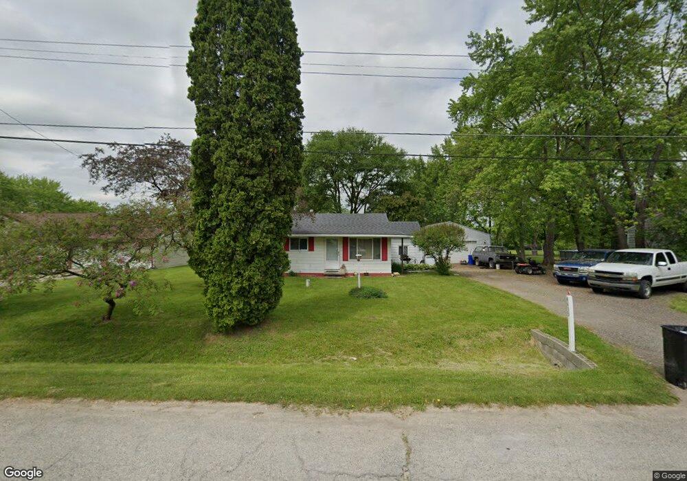 4439 Tillie Dr, Flint, MI 48504 - photo 1