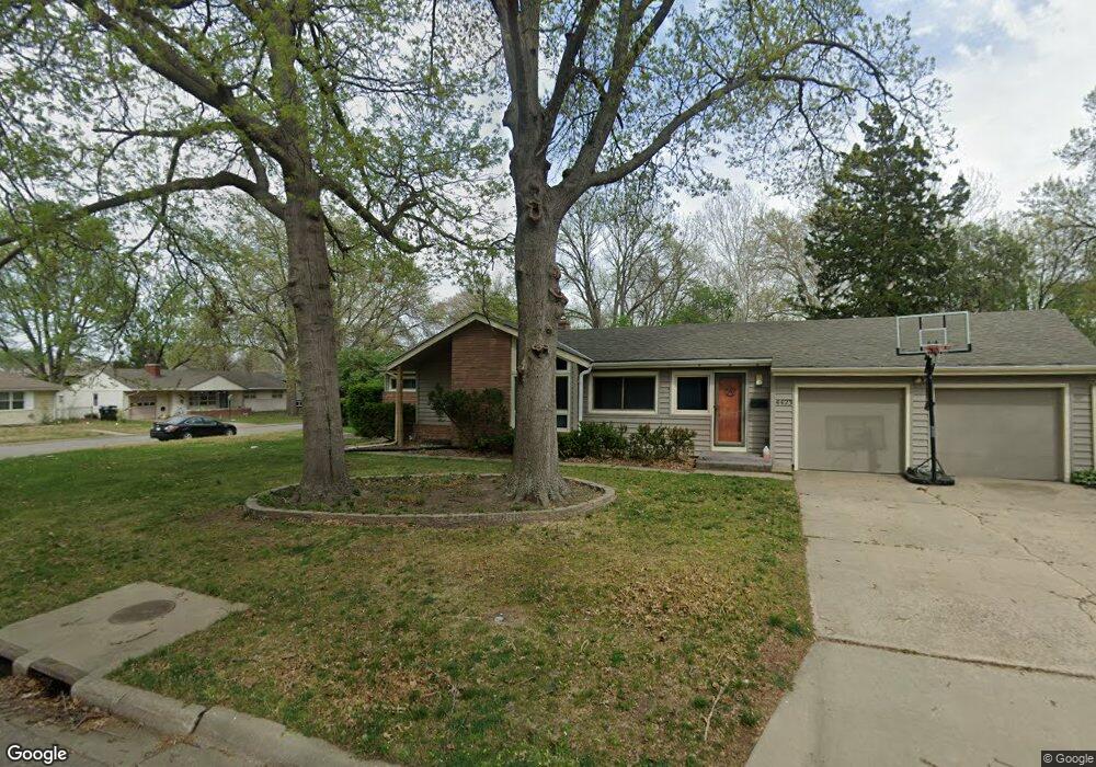 4423 SW 13th St, Topeka, KS 66604 - photo 1