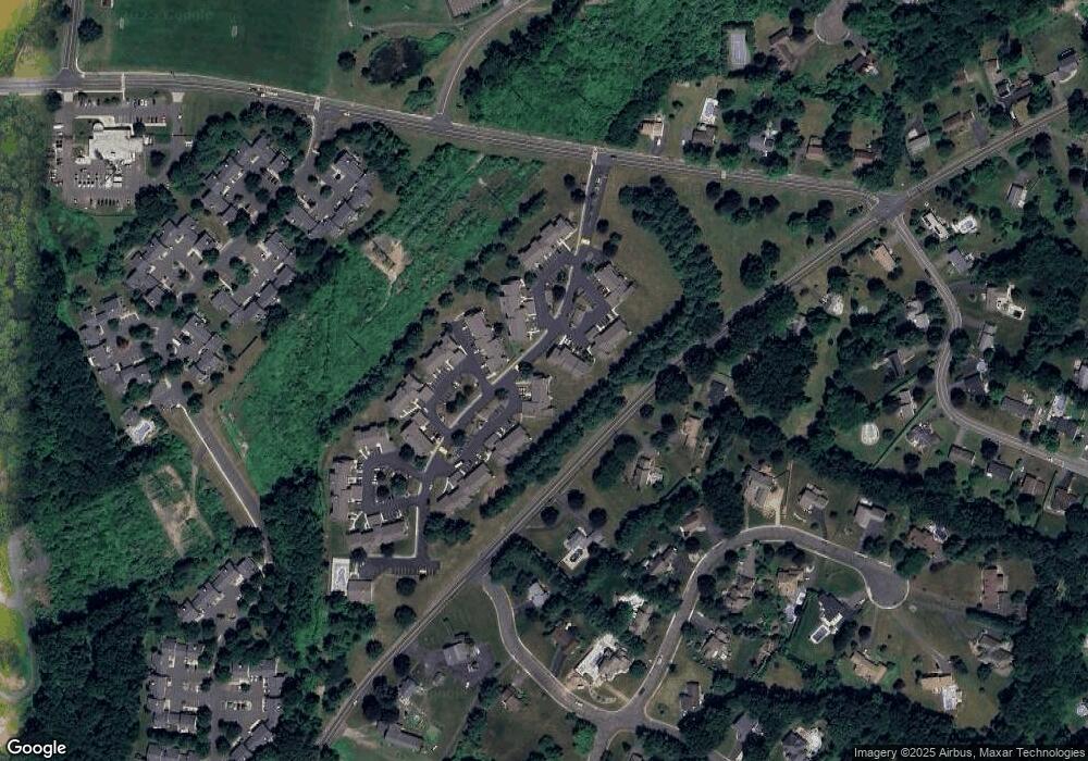 1301 Summer Hill Dr, South Windsor, CT 06074 - photo 1