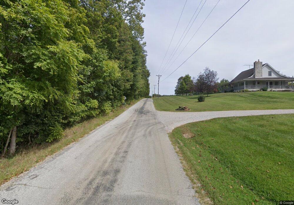 0 W 700 S unit 1175511J, Columbus, IN 47201 - photo 1