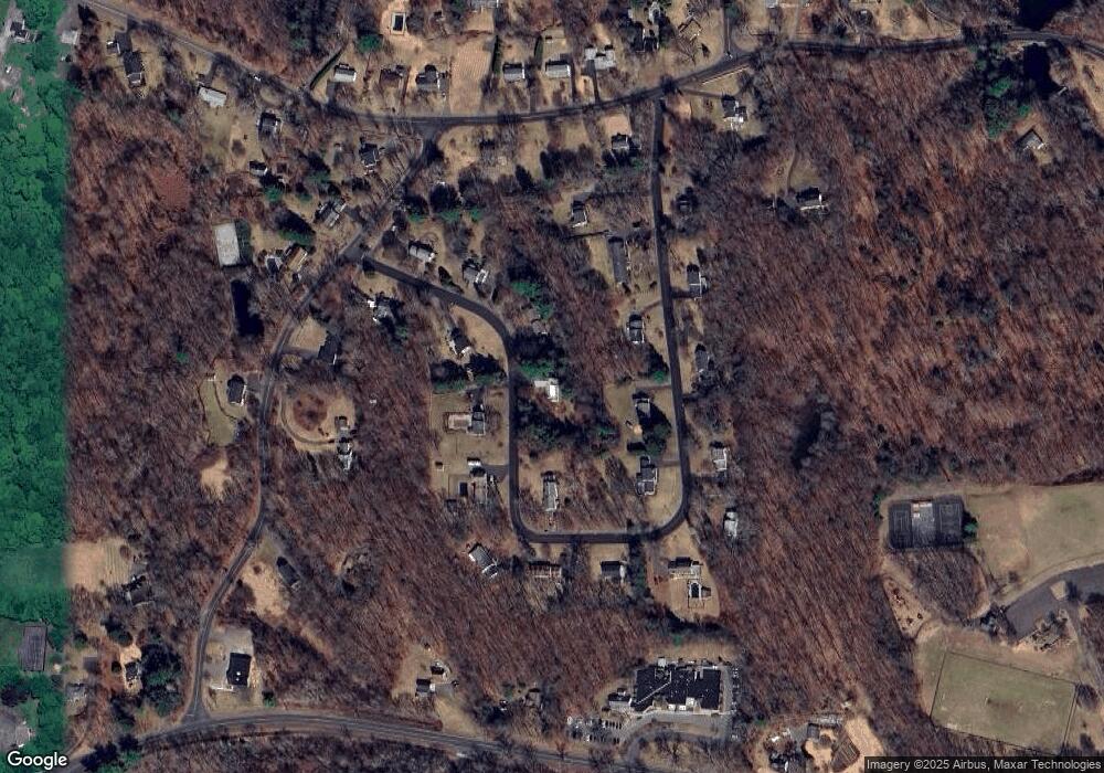 181 Carriage Dr, Middlebury, CT 06762 - photo 1