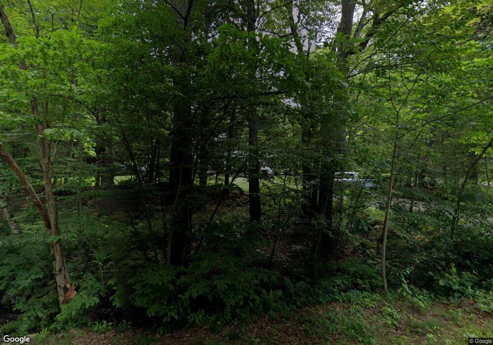 17 Old Coach Ln, Amherst, NH 03031 - photo 1