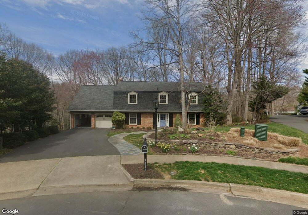 1411 Laburnum St, McLean, VA 22101 - photo 1