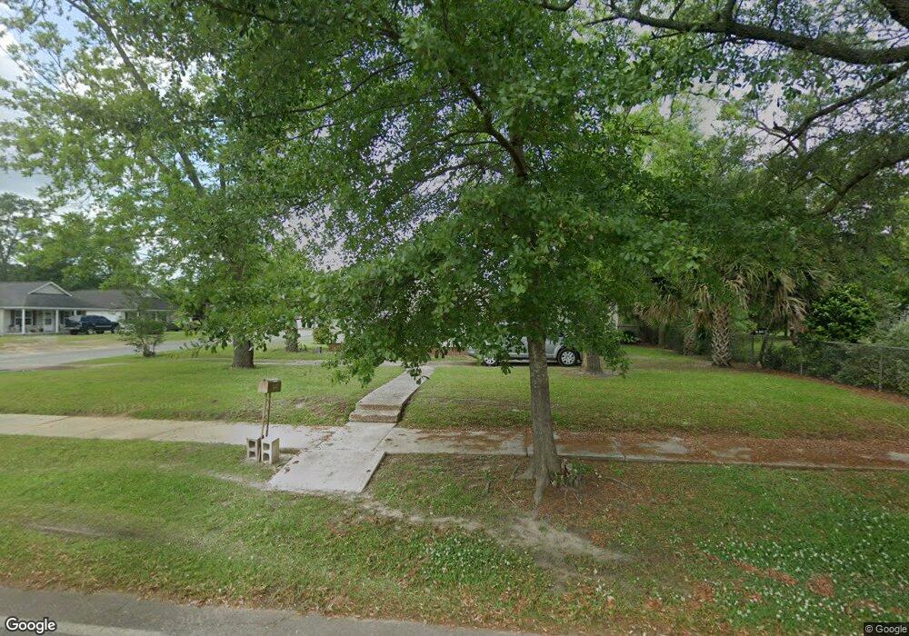 515 W Jessamine St, Fitzgerald, GA 31750 - photo 1