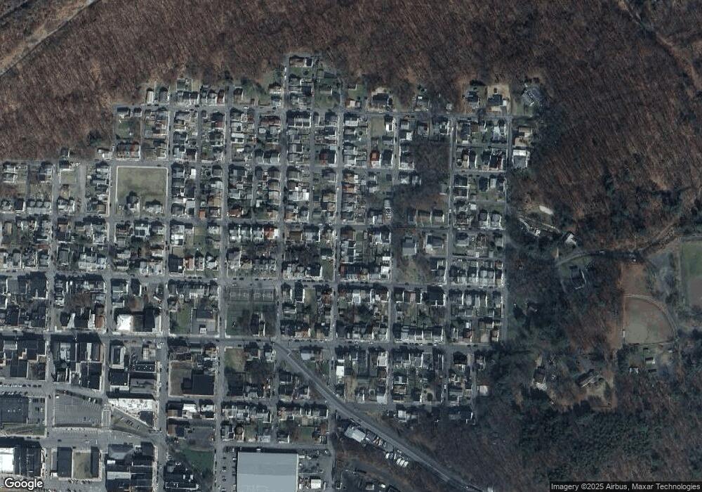 917 N Vine St, Shamokin, PA 17872 - photo 1