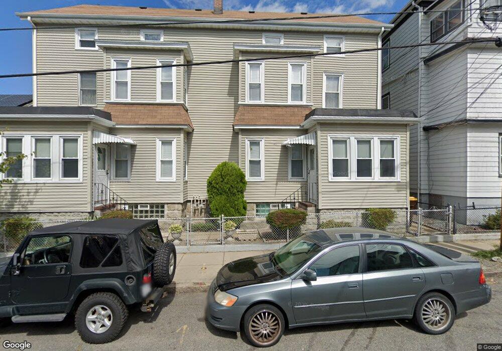 604 Birch St unit 610, Fall River, MA 02724 - photo 1