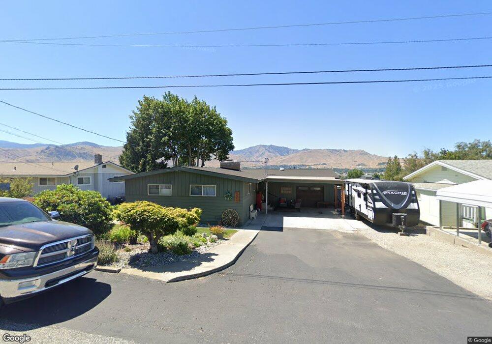 1606 N Aurora Ave, East Wenatchee, WA 98802 - photo 1