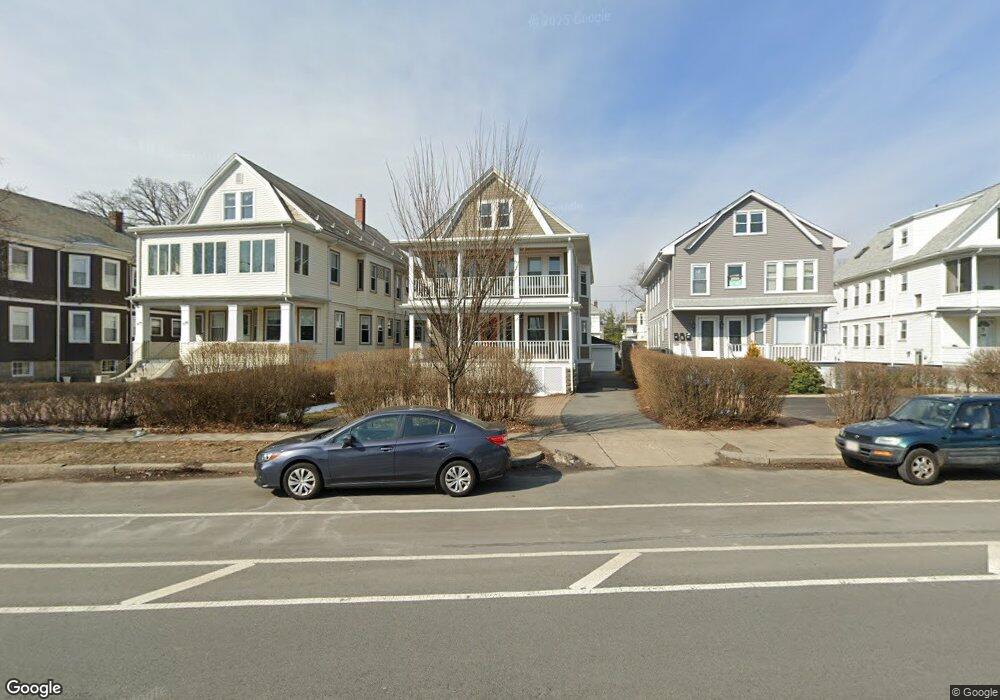 840 Fellsway unit 2, Medford, MA 02155 - photo 1