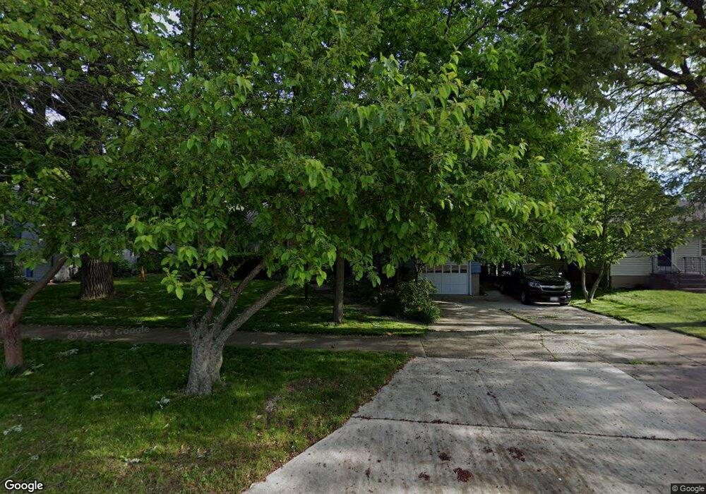 2522 Berry Ct, Waukegan, IL 60085 - photo 1