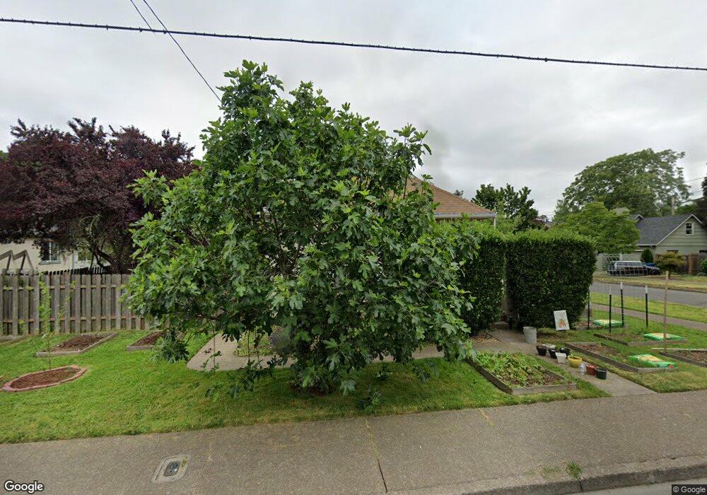 1085 17th St NE, Salem, OR 97301 - photo 1