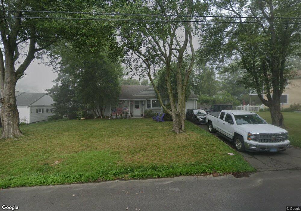 13 Beach View Dr, Stamford, CT 06902 - photo 1