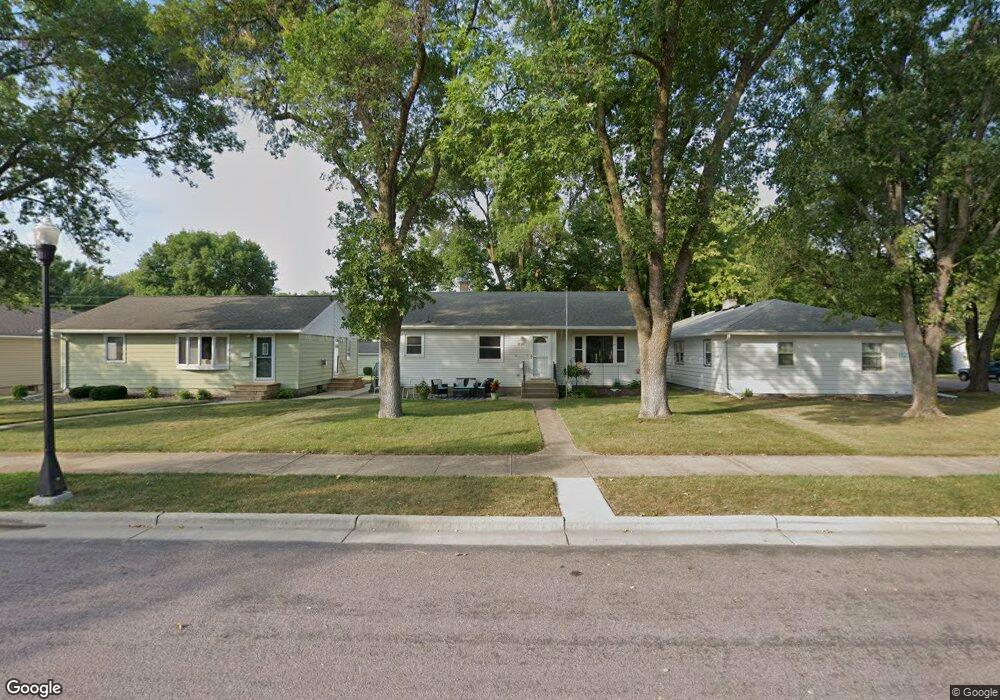 1127 N Payne St, New Ulm, MN 56073 - photo 1
