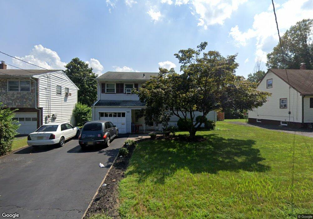 32 E Maple St, Colonia, NJ 07067 - photo 1