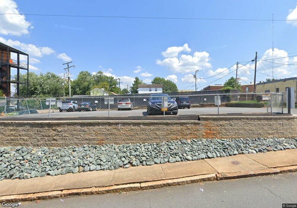 112 8th St NW, Charlottesville, VA 22903 - photo 1