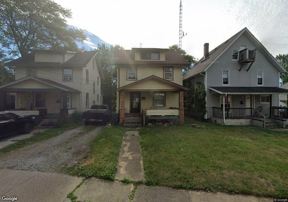 1704 Maple Ave NE, Canton, OH 44705 - photo 1