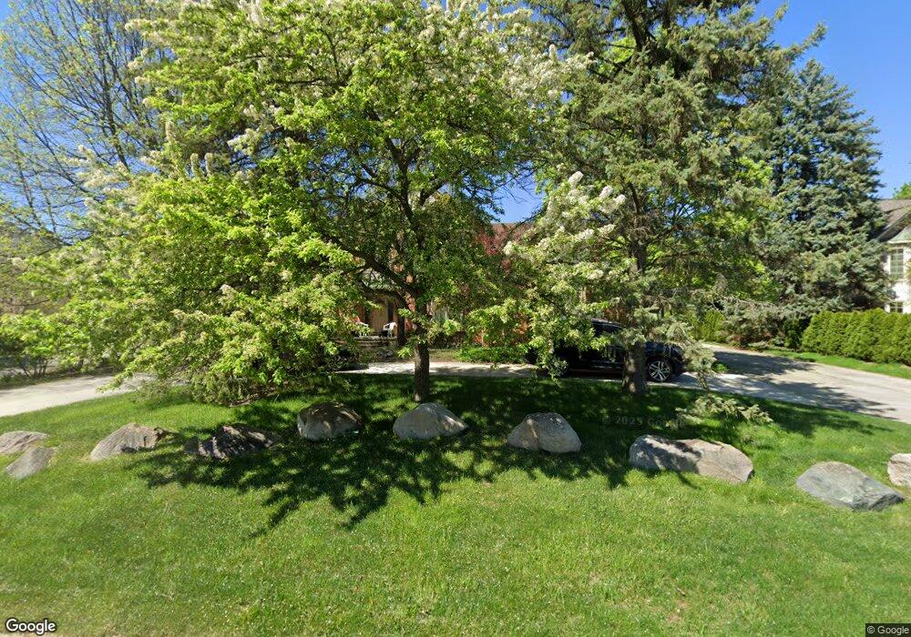 583 Reynard Ct, Bloomfield Hills, MI 48304 - photo 1