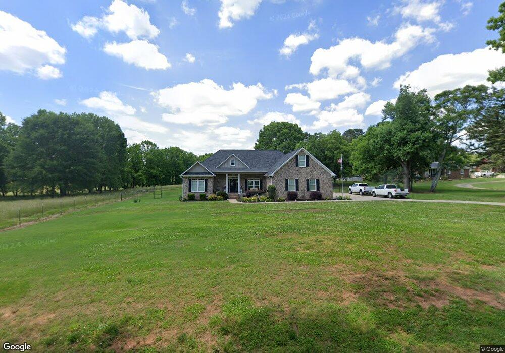 142 Oak Grove Farm Rd, Boiling Springs, SC 29316 - photo 1