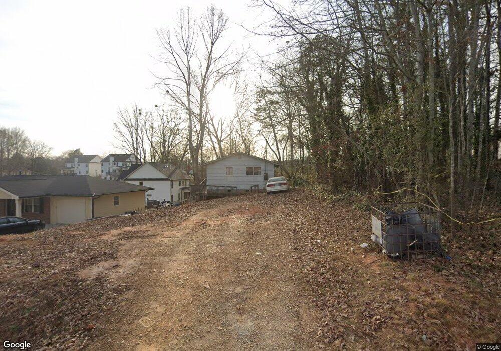 498 Forest St, Buford, GA 30518 - photo 1