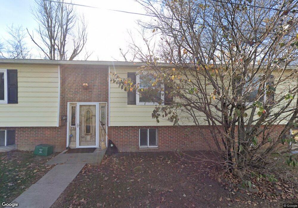 236 Heidi Ln, Dupont, PA 18641 - photo 1