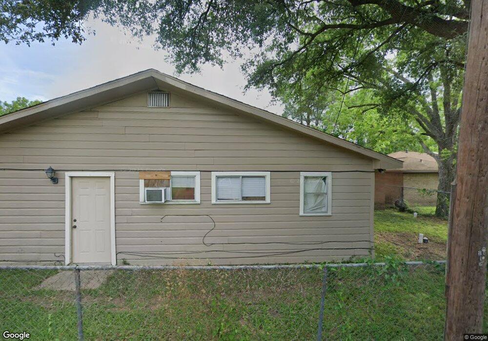 816 Avenue D, Rosenberg, TX 77471 - photo 1