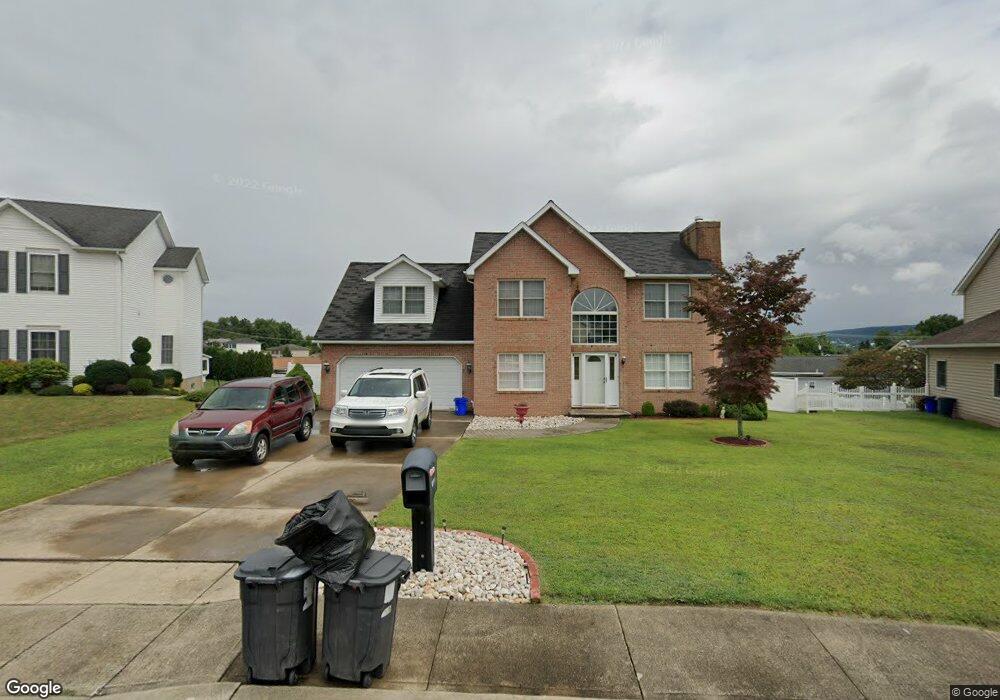 129 Little Spike Way, Scranton, PA 18504 - photo 1