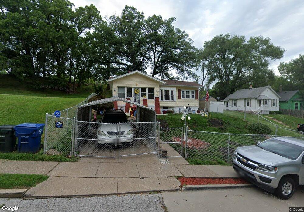 724 E 9th St, Davenport, IA 52803 - photo 1