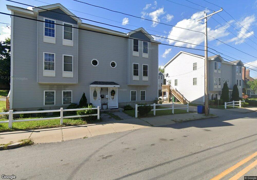 339 Water St unit 3, Lawrence, MA 01841 - photo 1